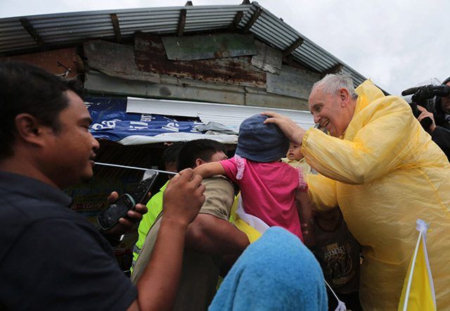 Leyte Catholics pray for the Pope who showed ‘we are not alone’