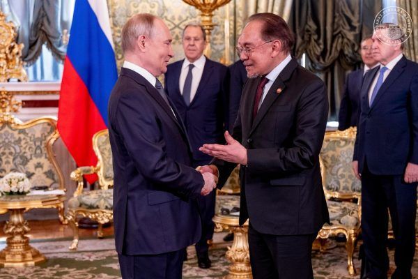 Malaysia’s PM Anwar Winds Up Second State Visit to Russia