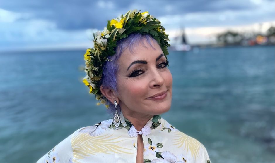 Go-Go’s Jane Wiedlin kicks off Santa Cruz concert series with an intimate ...