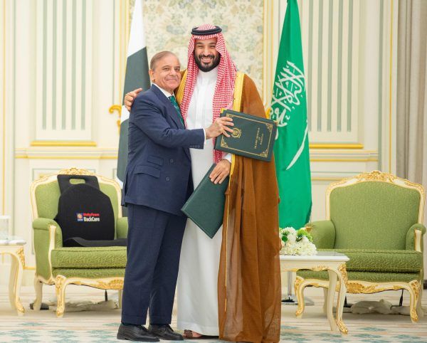 Pakistan und Saudi-Arabien schmieden strategischen Verteidigungspakt ...