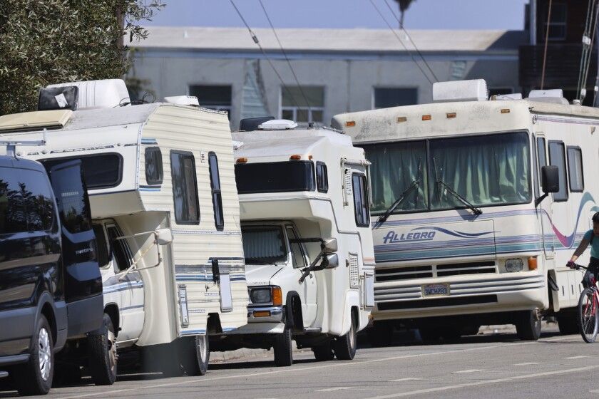 Board of supervisors advances abandoned vehicle demolition law ...