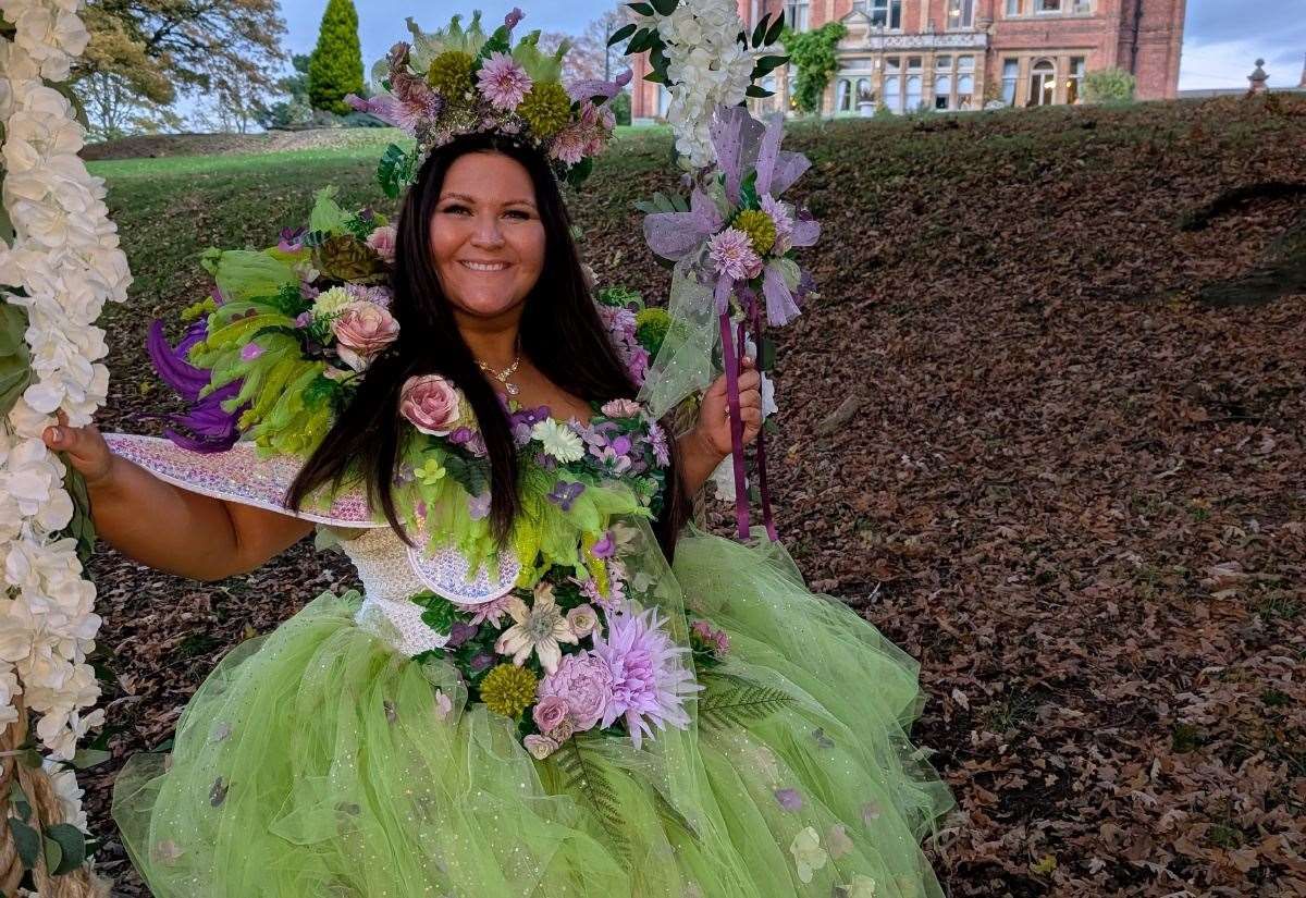 Miss Voluptuous ist „unendlich stolz“ auf internationale Titel.