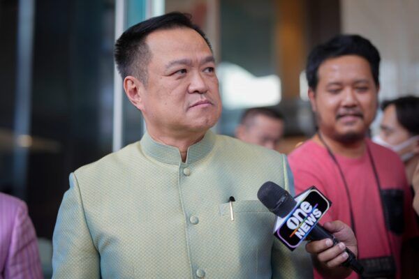 Thailand rüstet sich angesichts wirtschaftlicher Stagnation für Wahlen ...