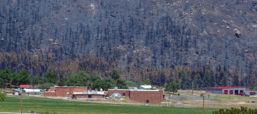 Neueste Schadensbewertung des Aspen-Acres-Feuers senkt die Gesamtzahl der ...